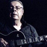 Christian Escoud&eacute;