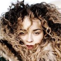Ella Eyre