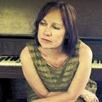 Iris DeMent