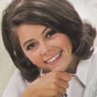 Wenche Myhre
